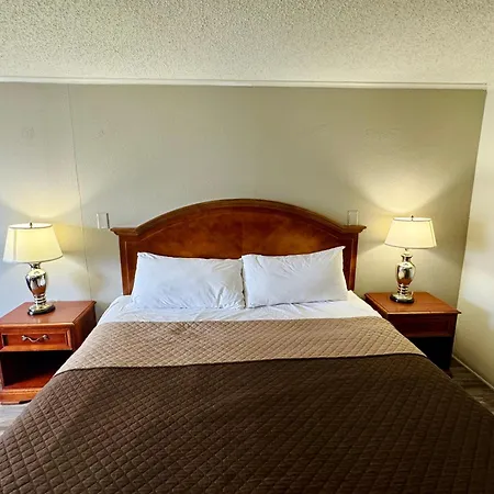 Knights Inn Bridgeport Frankenmuth-2