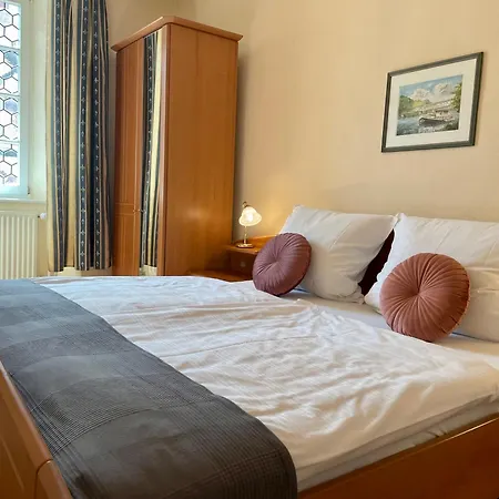 Hotel Schloss Zell-3