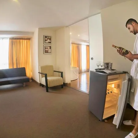 Allpa Hotel & Suites-3
