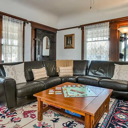 Craftsman Inn-2
