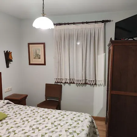 Hotel Azkue-3