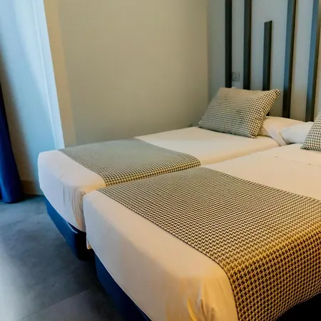 Hostal Carmen-Gran Via-2