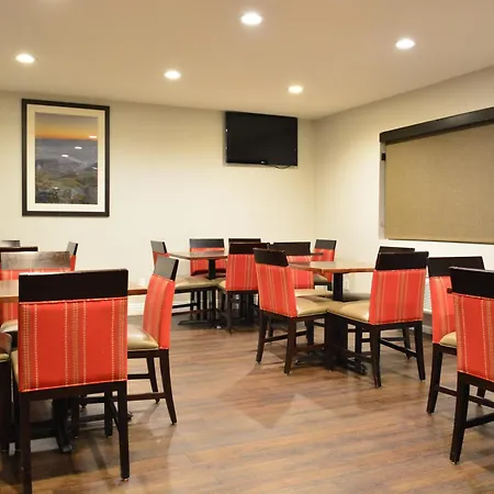 Comfort Inn & Suites Moreno Valley Near March Air Reserve Base-2