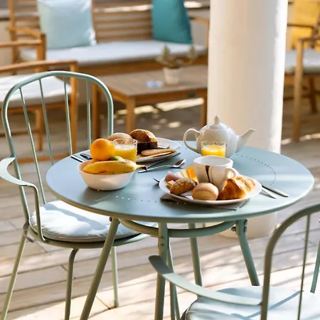 L'Oasis Hotel-2