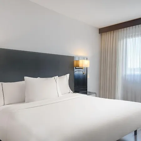 AC Hotel Vicenza by Marriott-2