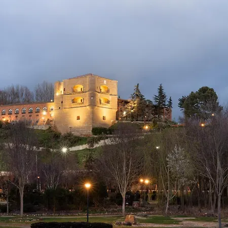 Parador De Benavente-2