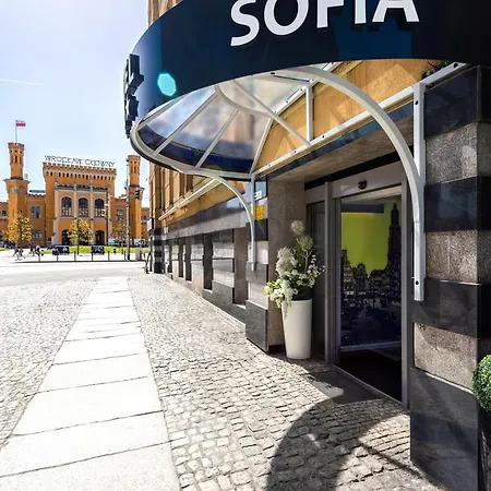 Hotel Sofia By The Railway Station Wroclaw-3