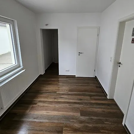 Hotel Dorfkrug Büsum - günstige Altbauzimmer Am Oland-3