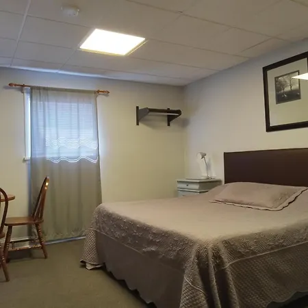 Hickory Shades Motel-2