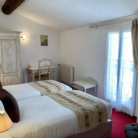 Hotel Porte De Camargue - Les Quais D'Arles-3
