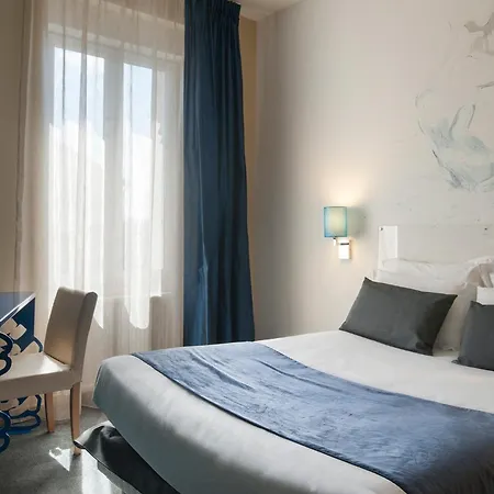 The Originals Boutique, Hôtel de l'Univers, Montluçon (Inter-Hotel)-3