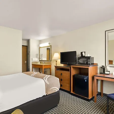 Quality Inn Cheyenne I-25 South-2