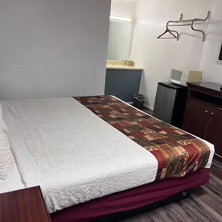 Smith Motel-2