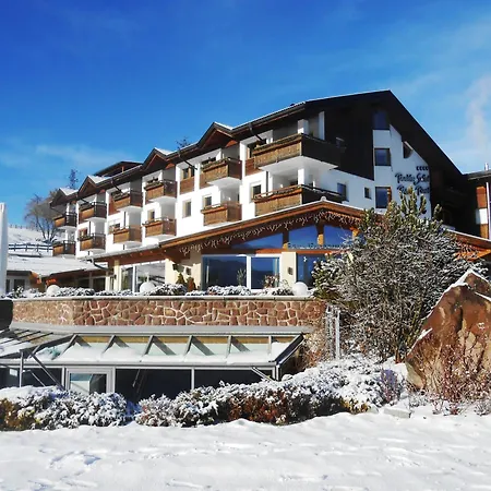 Hotel Pinei-3