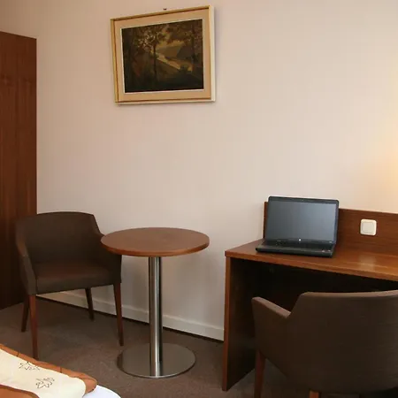 Rhein-Hotel-2