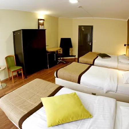 Albert Hotel-2