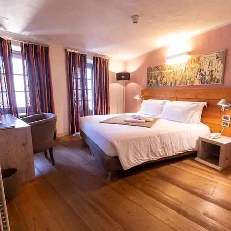 Hotel Ad Gallias-3