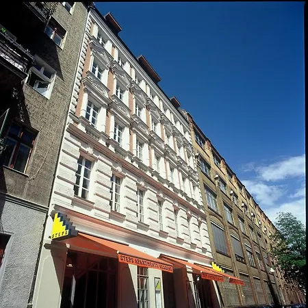 Steps-Hotel-2