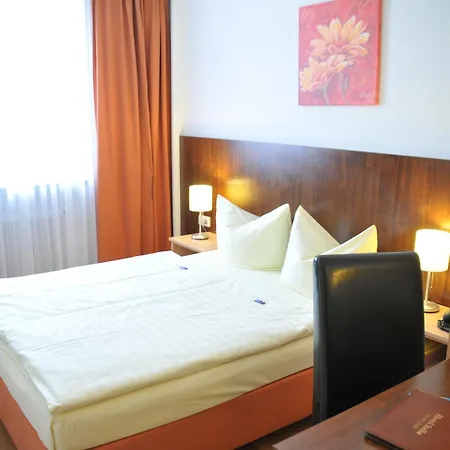 Hotel Italia-2