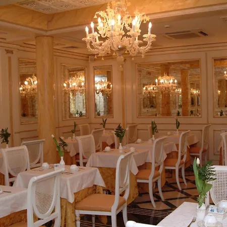 Hotel Belle Epoque-3