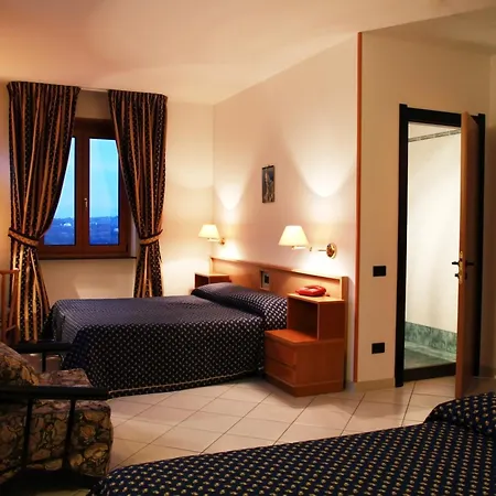 Hotel Lo Smeraldo-2