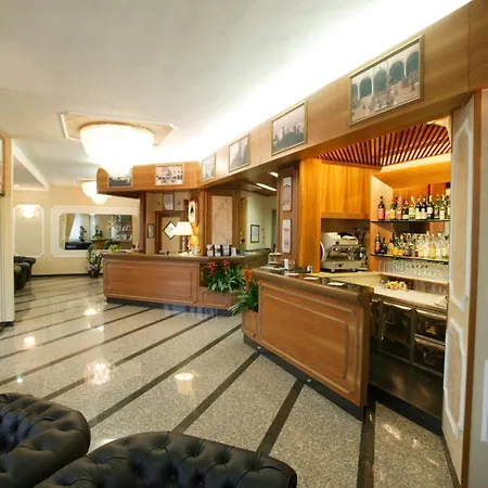 Hotel Alexander-3