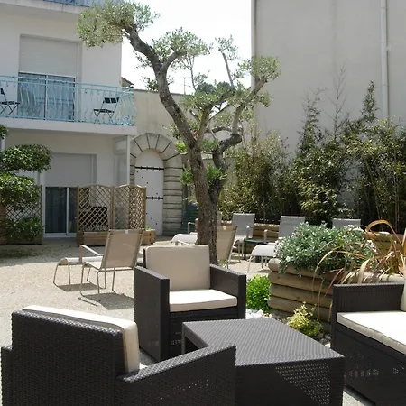 Hotel Colinette-3