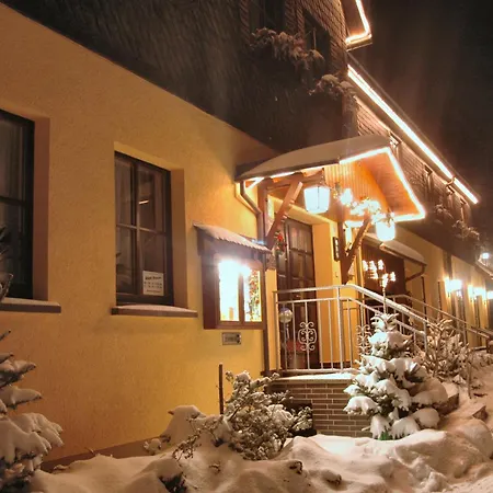Flair-Waldhotel Mellestollen-2