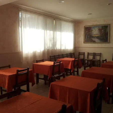 Hotel Trasimeno-3