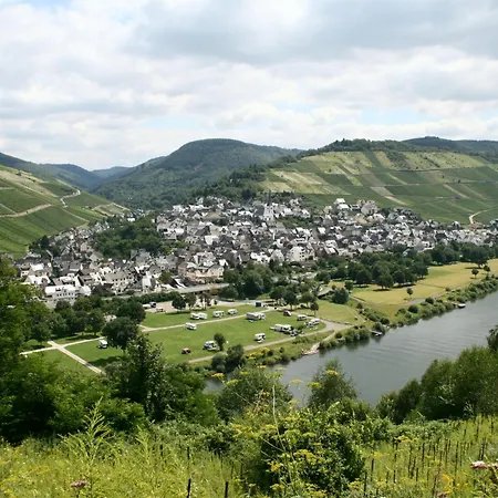 Mosel Weinhotel Steffensberg-2