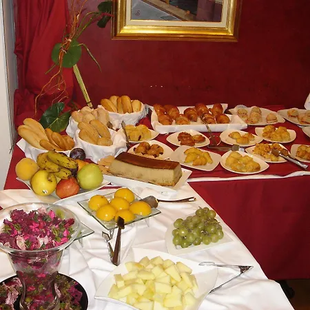 Hotel Iris-2