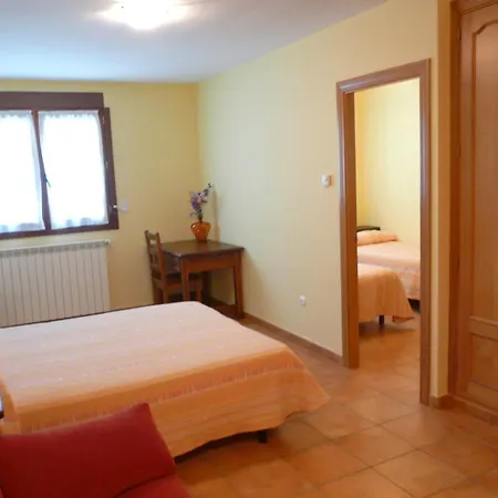 Complejo Turistico Camping Bielsa-3