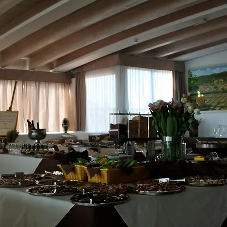 White Hotel-2