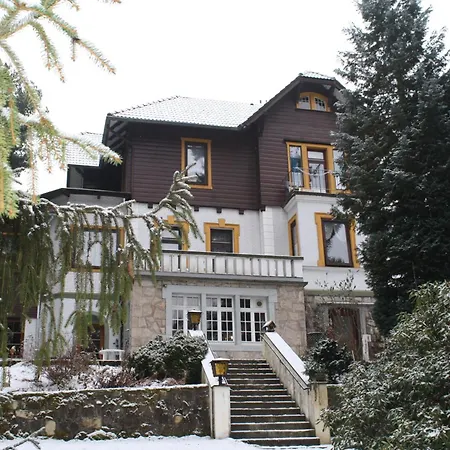 Ferienhotel Waldfrieden-2