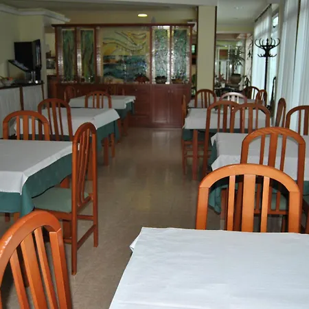 Hotel Cabo Festiñanza-2