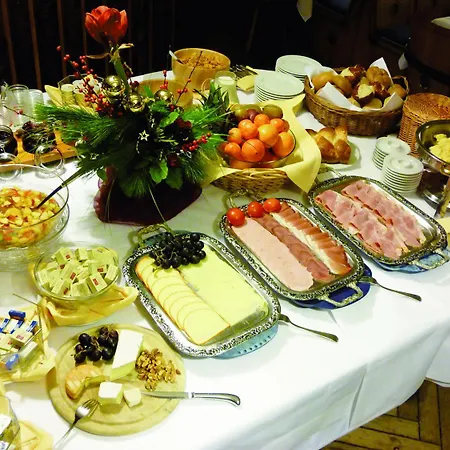 Hotel Schwärs Löwen Freiburg-3
