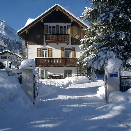 Haus Schweigart-2