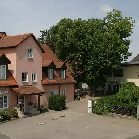 Hotel Und Gasthof Ritter St. Georg-2