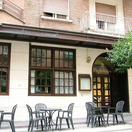 Hotel Ciudad De Calahorra-3