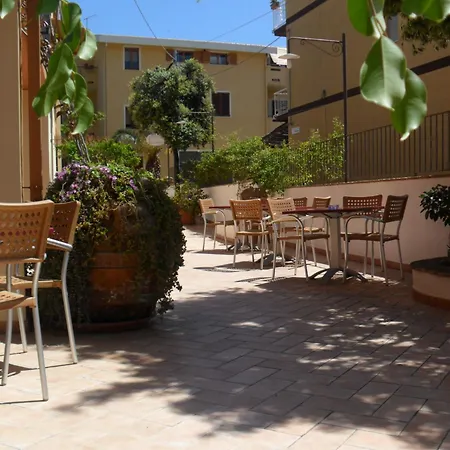 Hotel Plammas-3