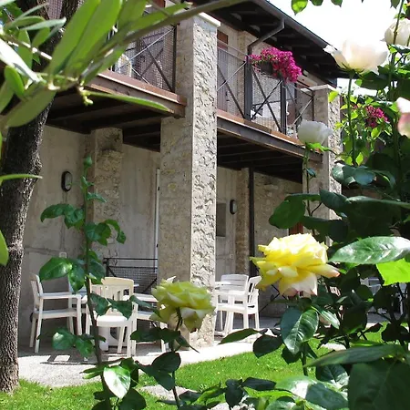 Hotel Romeo-2