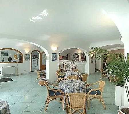 Hotel Le Fioriere-2