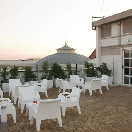 Jr Hotels Oriente Bari-3
