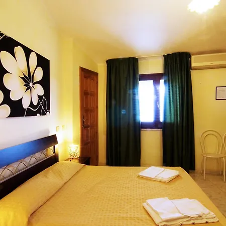 Hotel Paola-2