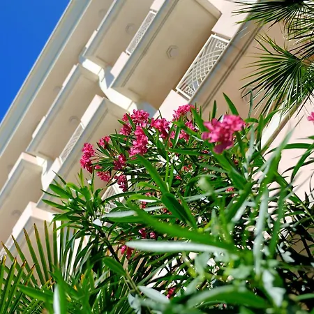 Hotel Tiffany-2