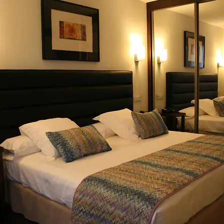 Hotel Villa Rosario II, Edificio Moderno-2
