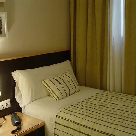 Hostal Albero By Eme Hoteles-2