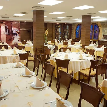 Hotel Restaurante La Peseta-3