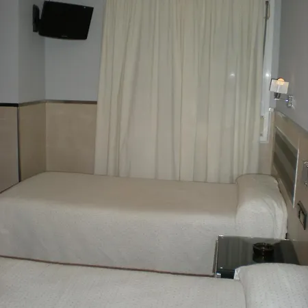 Hostal La Hispanidad-3