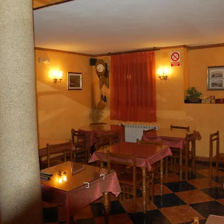 Hostal Don Jaime I y II-3
